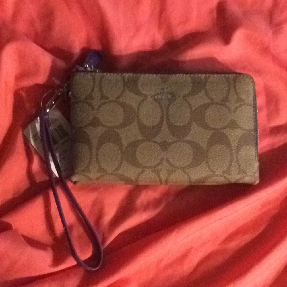 Coach Double Zip wristlet